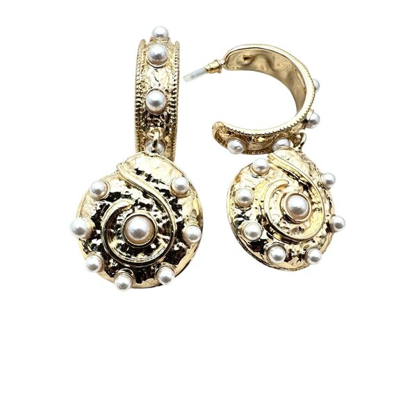 Womens Earrings Pierced Sea Shell Faux Pearl Gold Tone Chandelier Beach Ocean - Picture 4 of 7